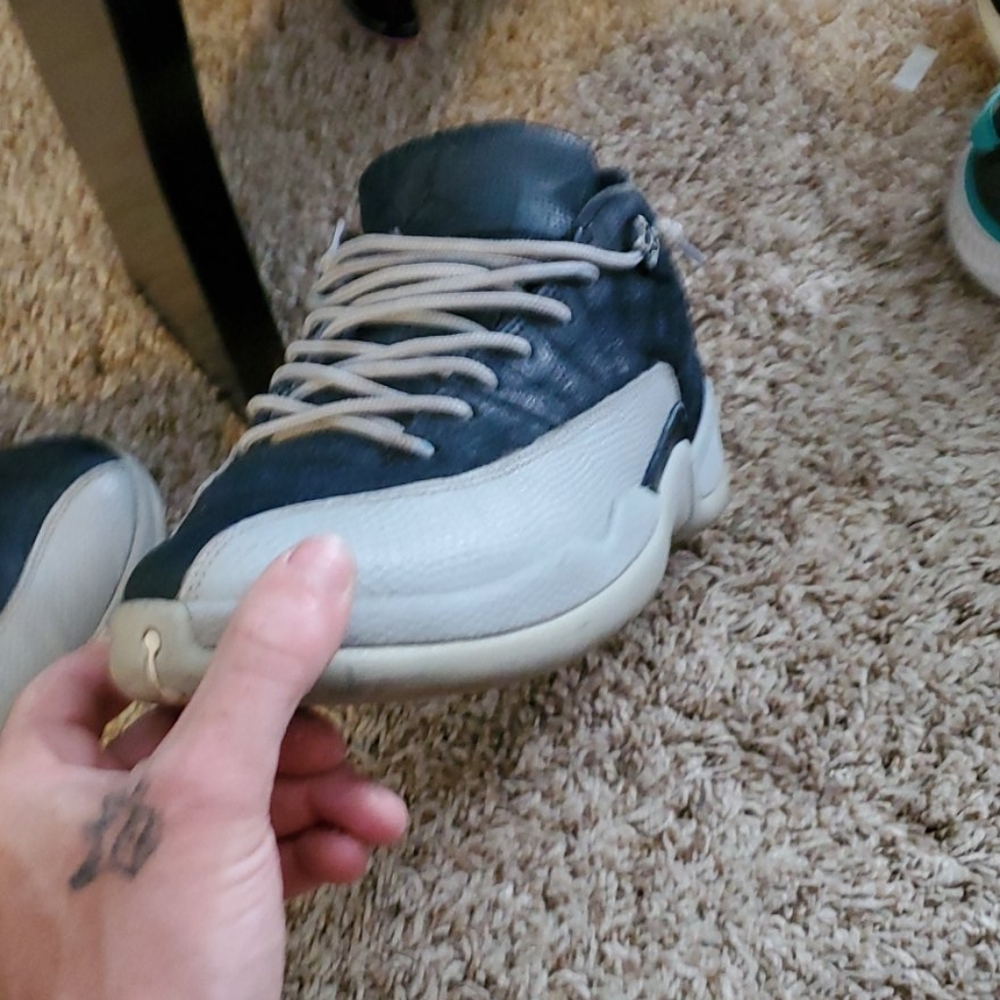 12s - Picture 2 of 4